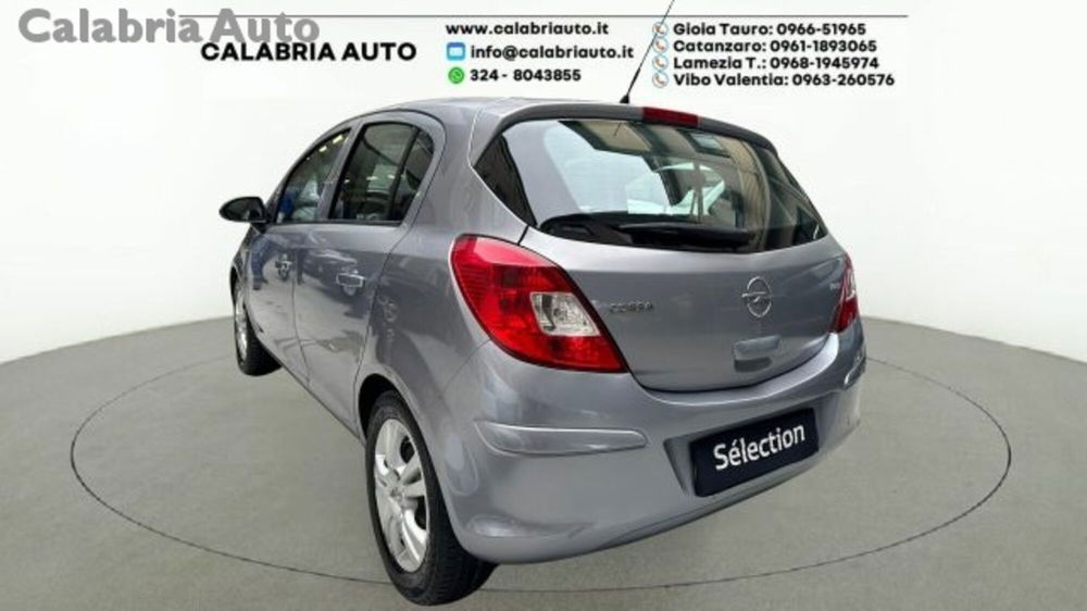 Opel Corsa 1.2 80CV 5 porte GPL-TECH Club del 2010 usata a Gioia Tauro (4)