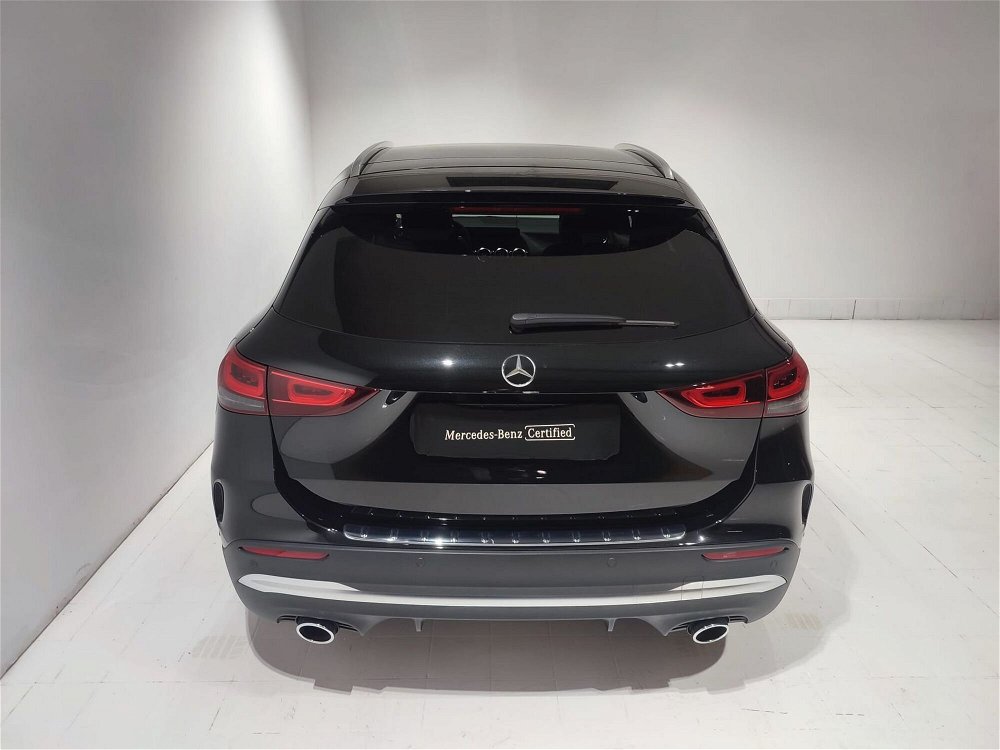 Mercedes-Benz GLA SUV 35 4Matic AMG del 2021 usata a Cardito (4)