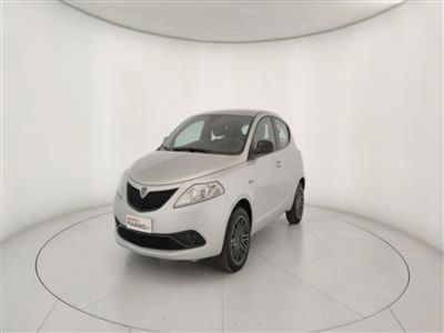 Lancia Ypsilon 1.2 69 CV 5 porte Gold  del 2019 usata a Bari