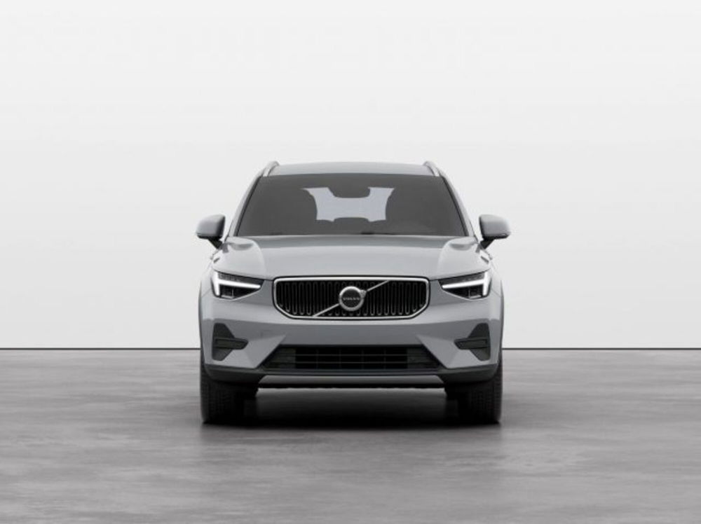 Volvo XC40 nuova a Modena (7)