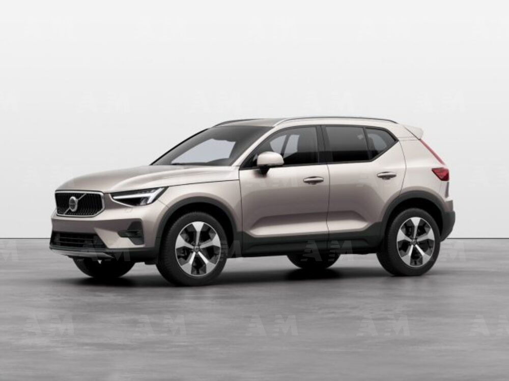 Volvo XC40 nuova a Modena (2)