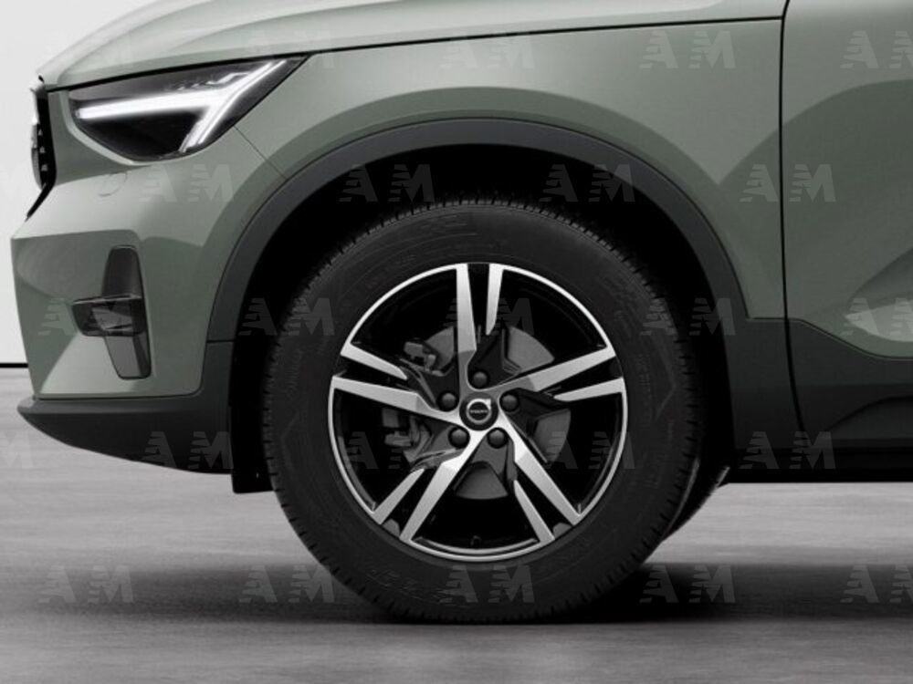 Volvo XC40 nuova a Modena (8)