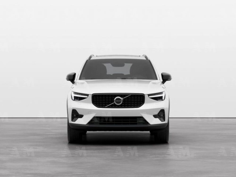 Volvo XC40 nuova a Modena (7)