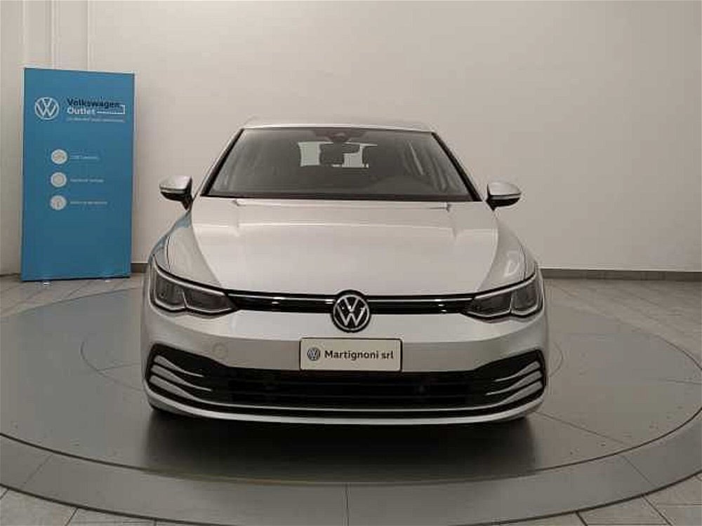 Volkswagen Golf Variant 1.0 eTSI EVO DSG Life del 2021 usata a Busto Arsizio (2)
