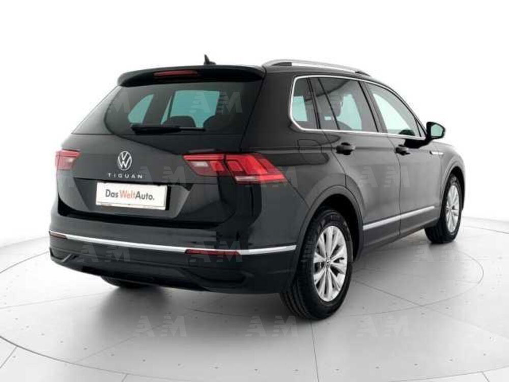 Volkswagen Tiguan 2.0 TDI 150 CV SCR DSG Life del 2021 usata a Padova (4)