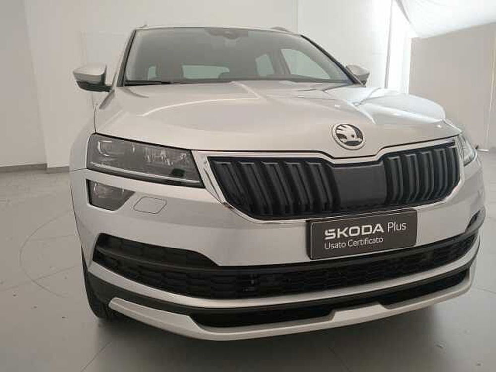 Skoda Karoq usata a Varese (6)