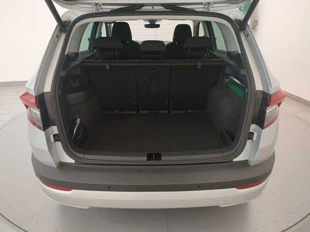 Skoda Karoq usata a Varese (9)