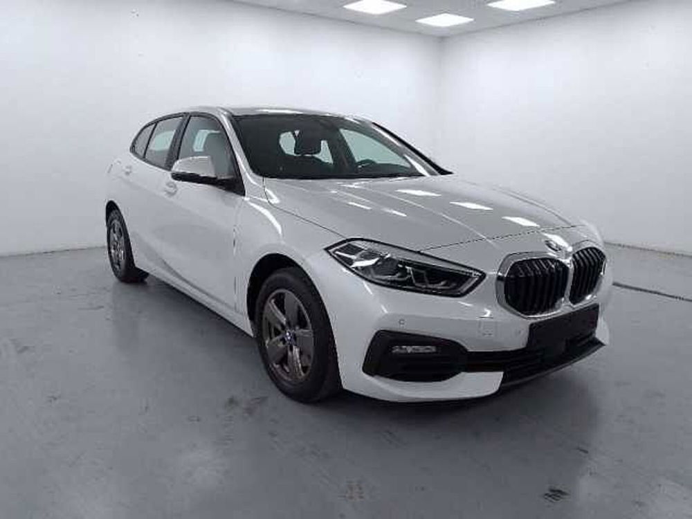 BMW Serie 1 118i Business Advantage 136cv auto del 2022 usata a Cuneo (3)