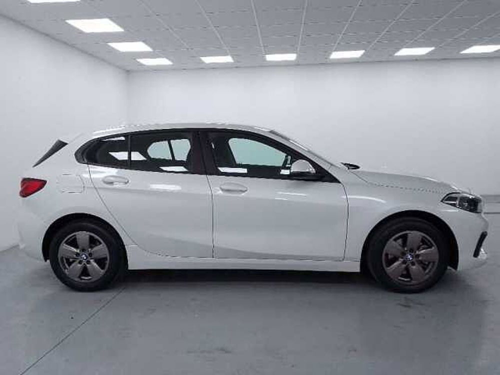 BMW Serie 1 118i Business Advantage 136cv auto del 2022 usata a Cuneo (4)