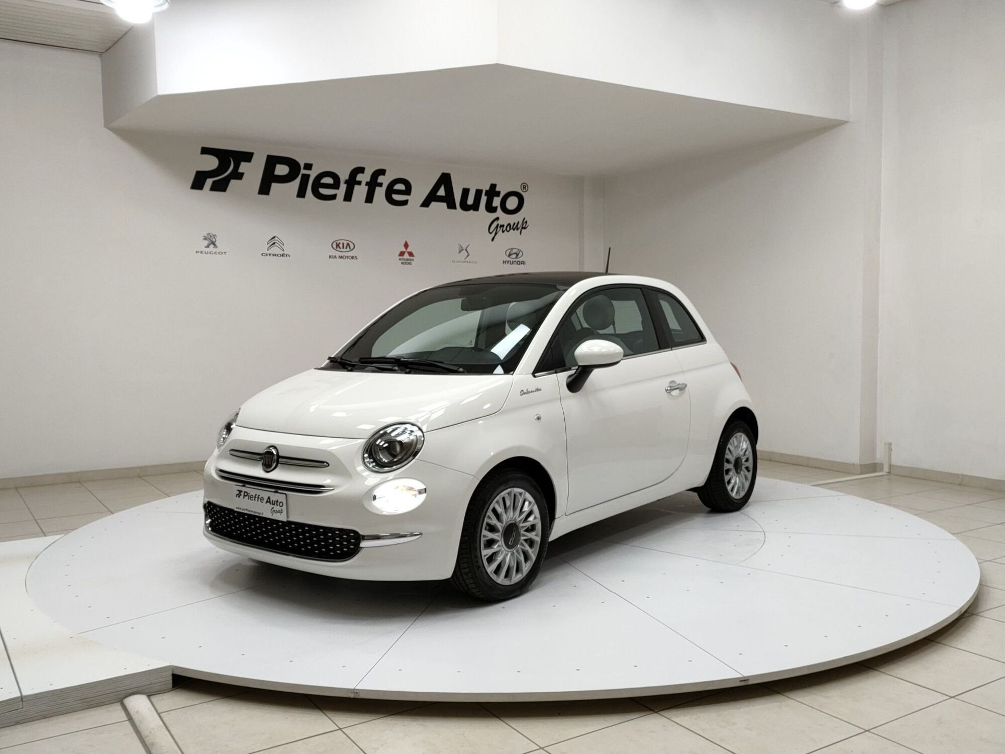 Fiat 500 1.0 Hybrid Dolcevita  del 2021 usata a Teramo