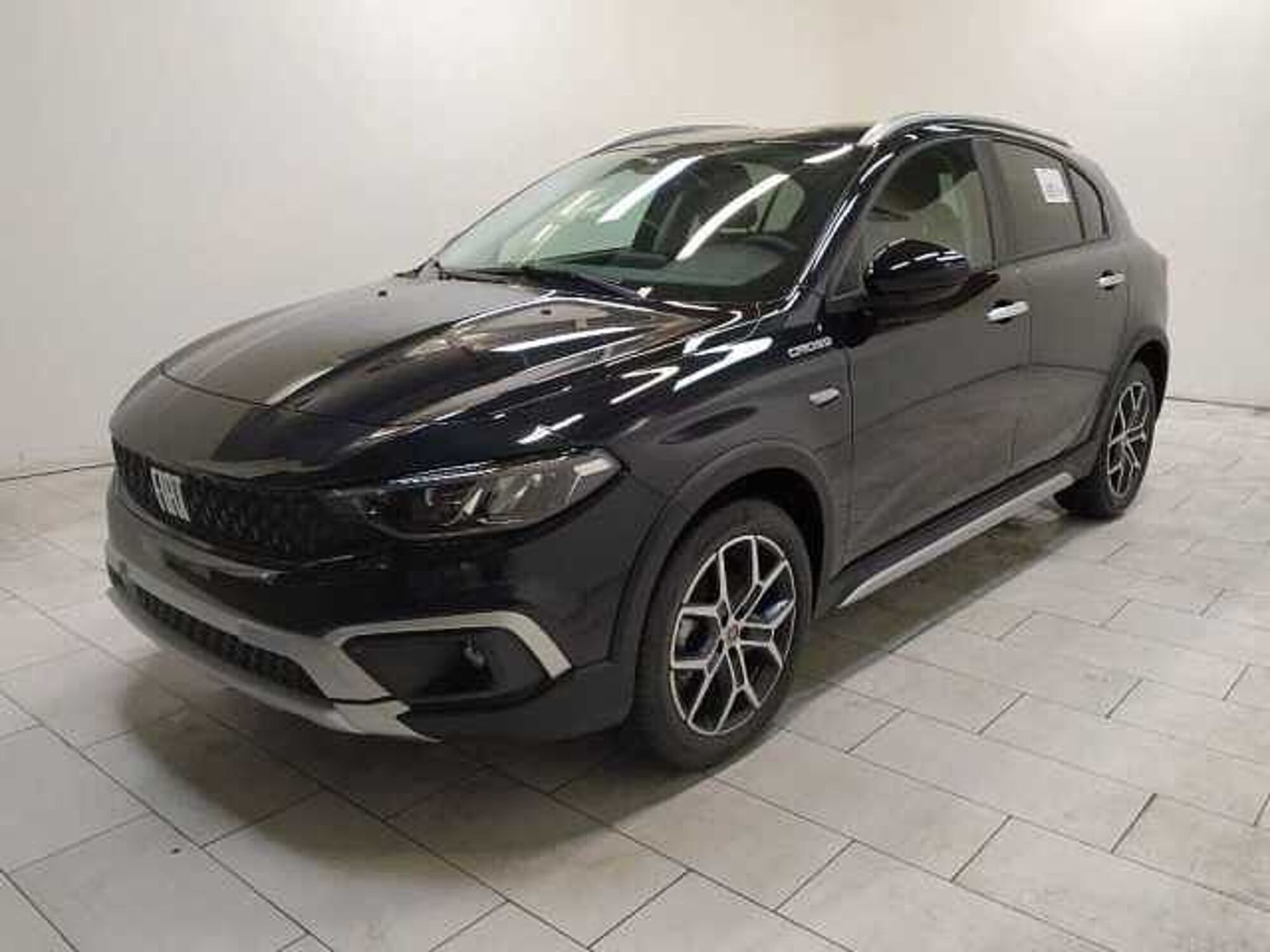 Fiat Tipo Tipo 5p 1.6 mjt Cross s&amp;s 130cv nuova a Cuneo