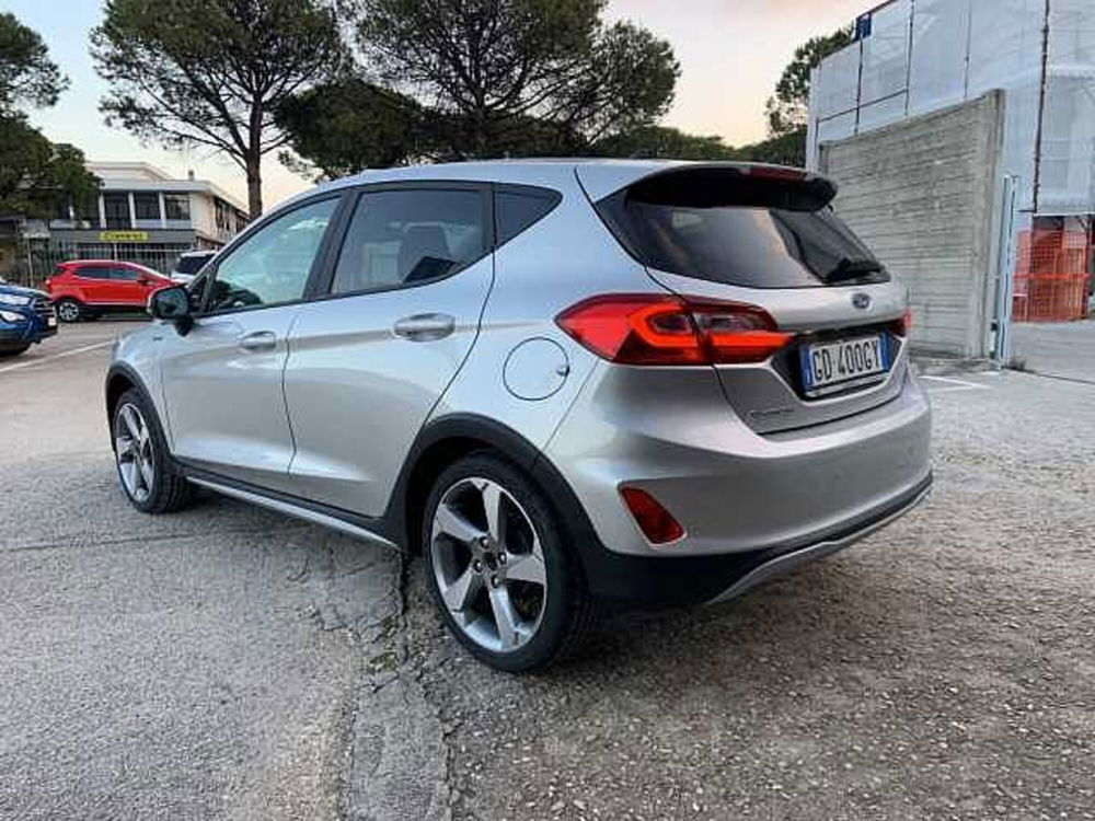 Ford Fiesta nuova a Pescara (10)