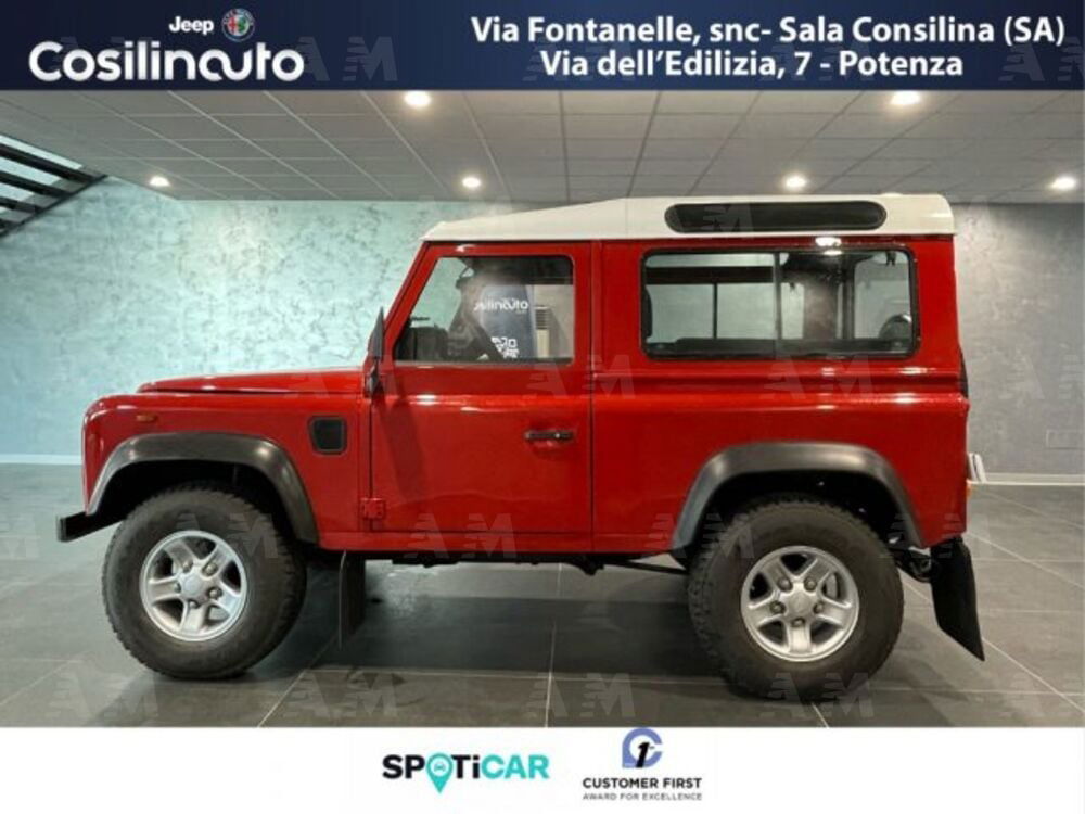 Land Rover Defender usata a Salerno (8)