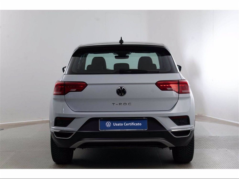 Volkswagen T-Roc 1.0 TSI Style BlueMotion Technology del 2021 usata a Paruzzaro (5)