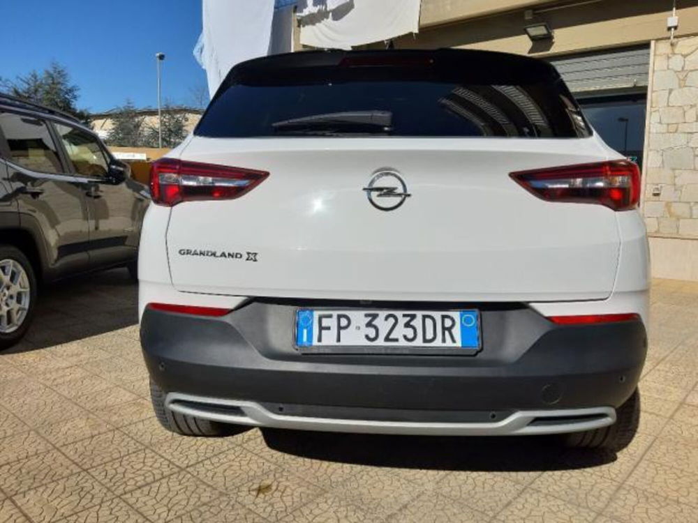 Opel Grandland X usata a Catania (9)