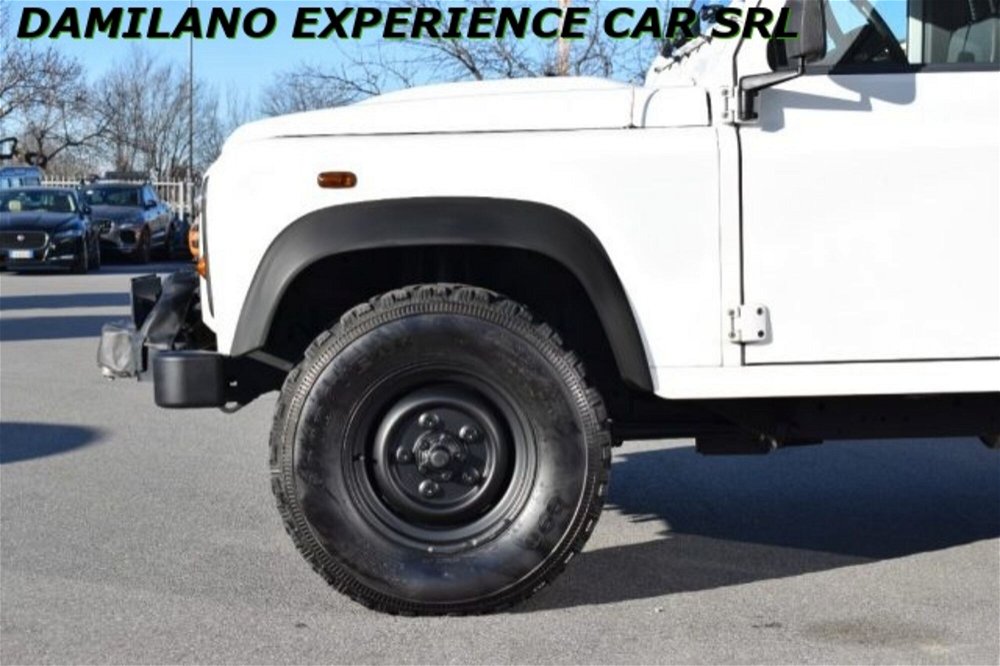 Land Rover Defender 90 2.2 TD4 Station Wagon base N1 del 2015 usata a Cuneo (2)