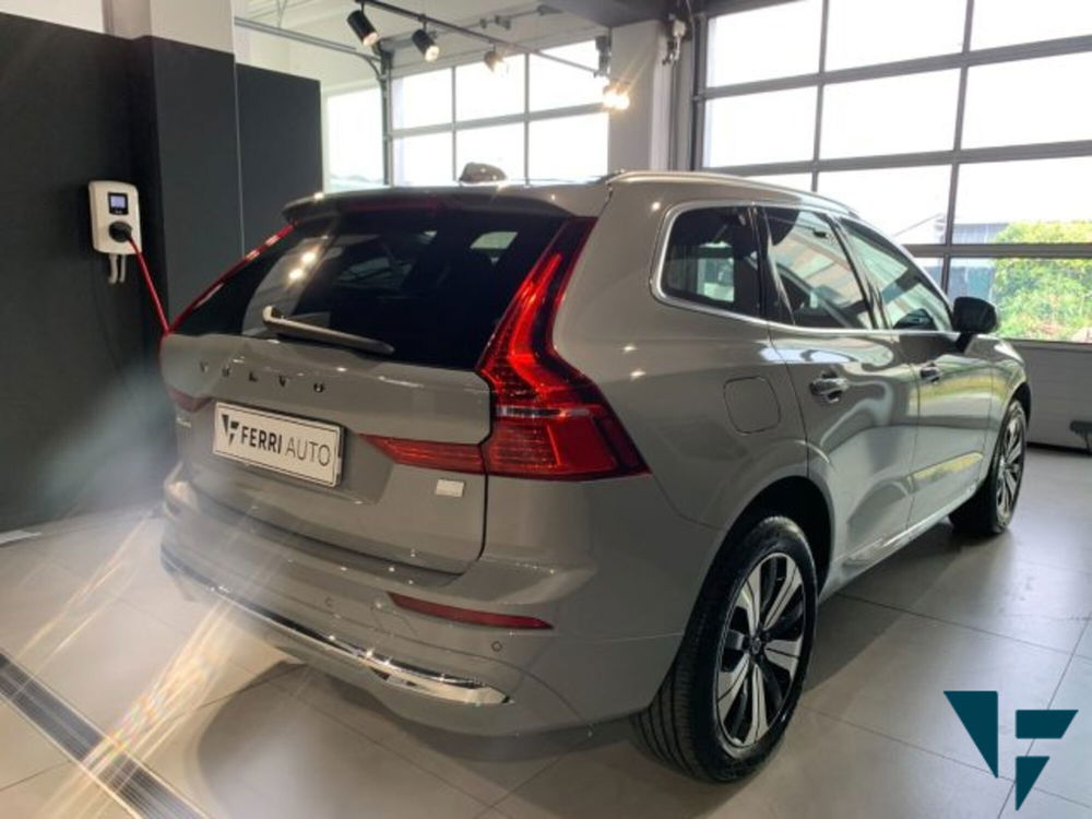 Volvo XC60 nuova a Udine (4)