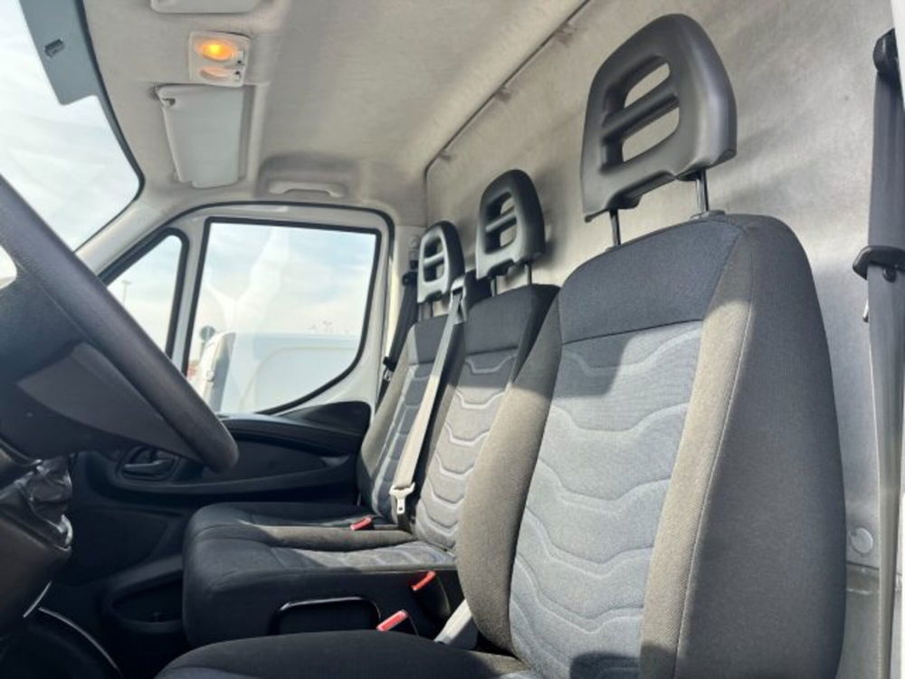 Iveco Daily Furgone usata a Bergamo (9)