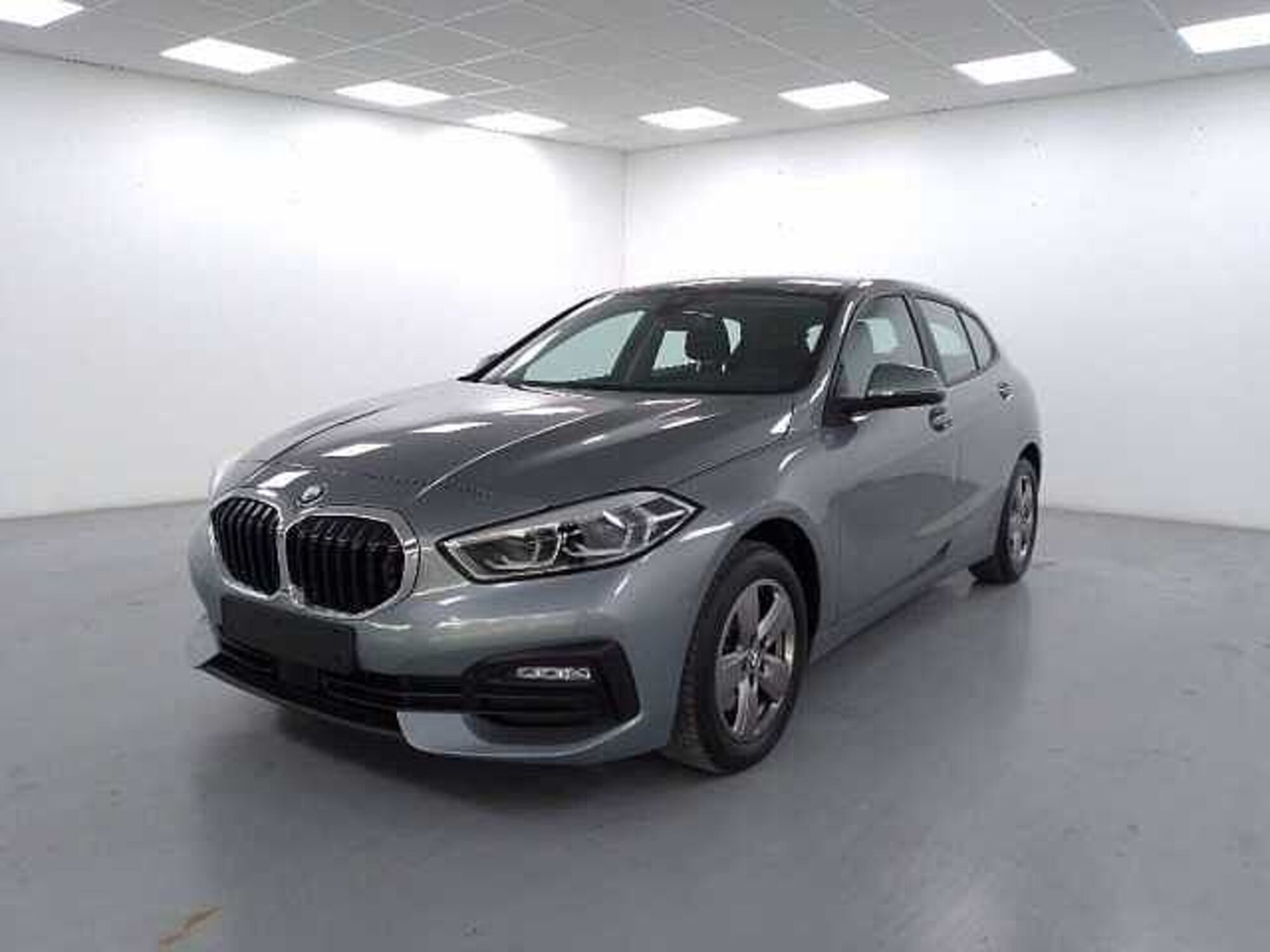 BMW Serie 1 118i Business Advantage 136cv auto del 2022 usata a Cuneo