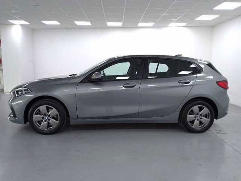 BMW Serie 1 118i Business Advantage 136cv auto del 2022 usata a Cuneo (5)