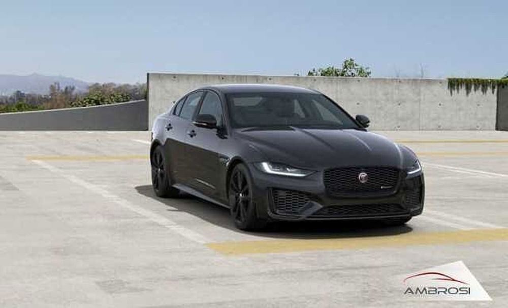 Jaguar XE 2.0 D 204 CV AWD aut. R-Dynamic Black  nuova a Viterbo