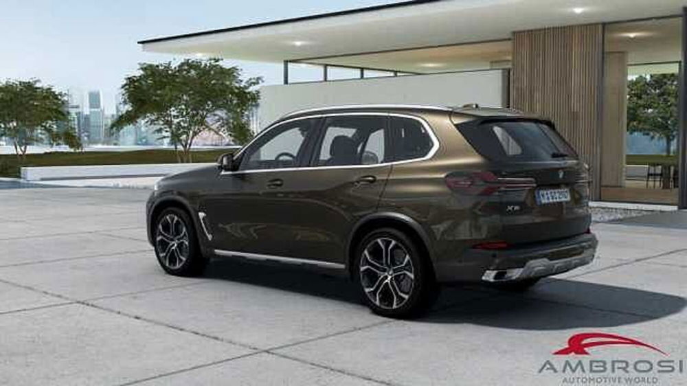 BMW X5 nuova a Viterbo (2)