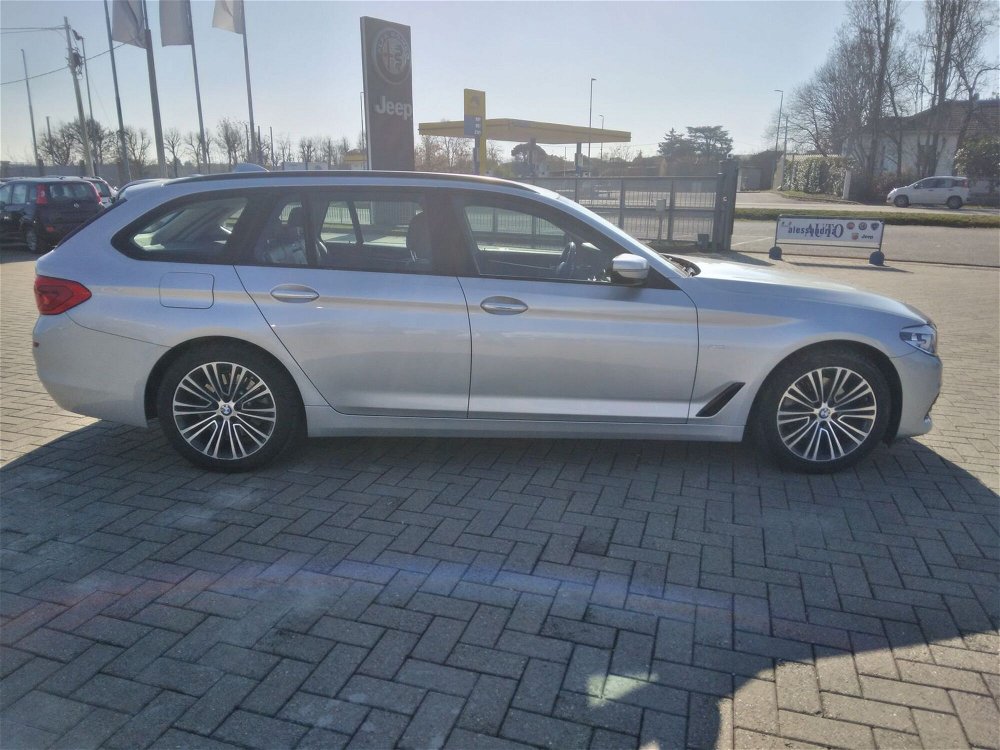 BMW Serie 5 520d Business  del 2018 usata a Alessandria (4)