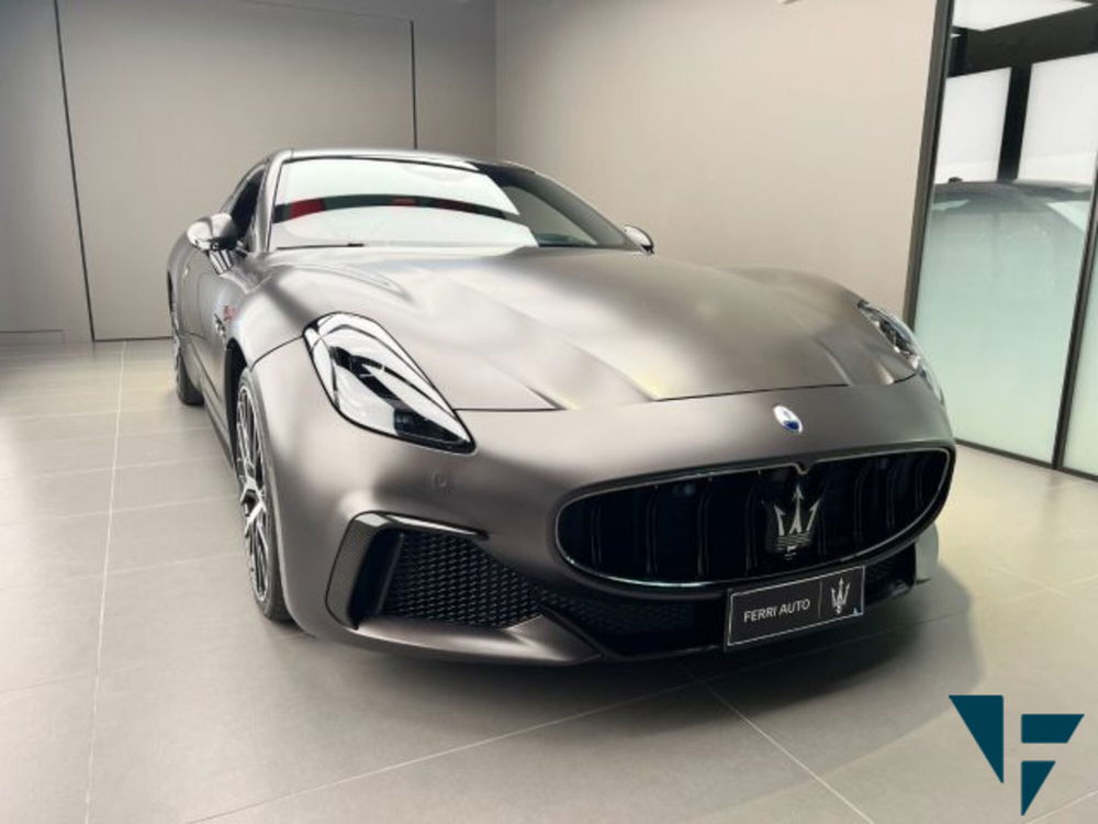 Maserati Granturismo usata a Udine (4)