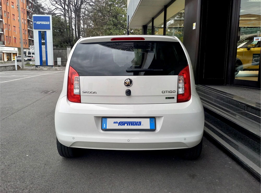 Skoda Citigo usata a Milano (5)