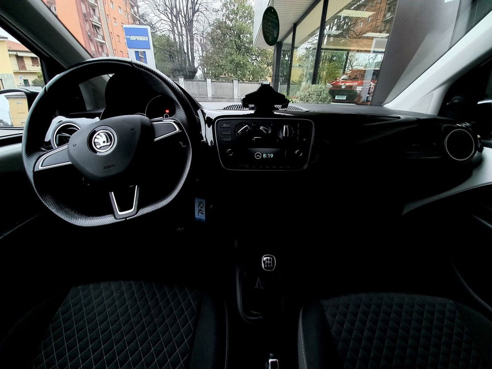 Skoda Citigo usata a Milano (8)