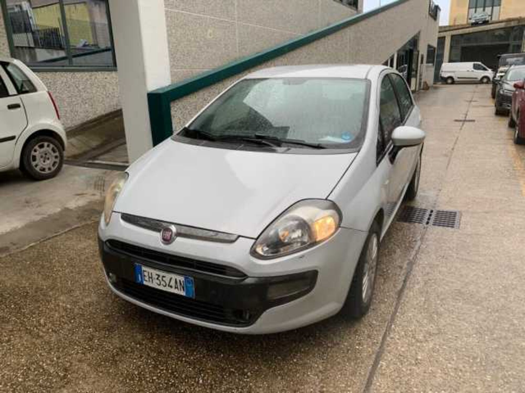 Fiat Punto Evo 1.3 Mjt 75 CV 5 porte Active  del 2011 usata a Bracciano