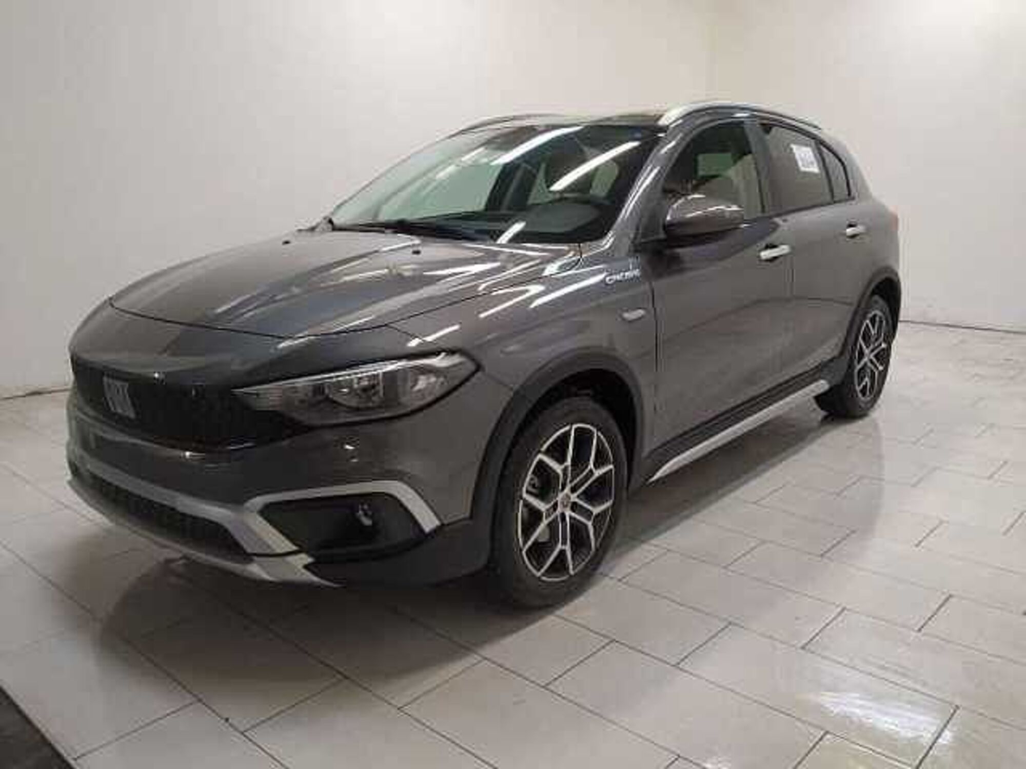 Fiat Tipo Tipo 5p 1.6 mjt Cross s&amp;s 130cv nuova a Cuneo