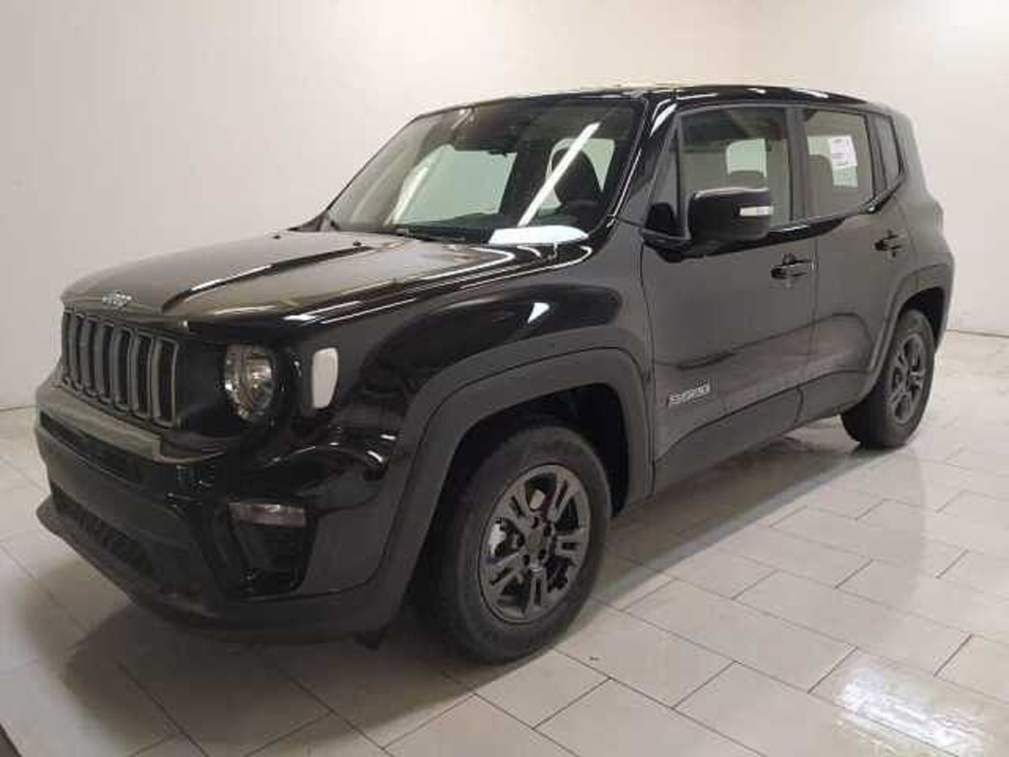 Jeep Renegade 1.6 mjt Longitude 2wd 130cv nuova a Cuneo