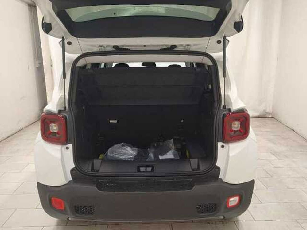 Jeep Renegade nuova a Cuneo (8)