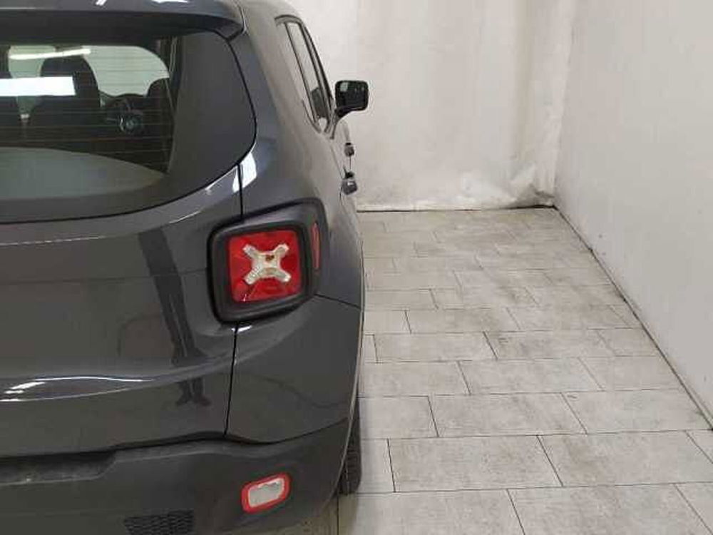 Jeep Renegade nuova a Cuneo (9)