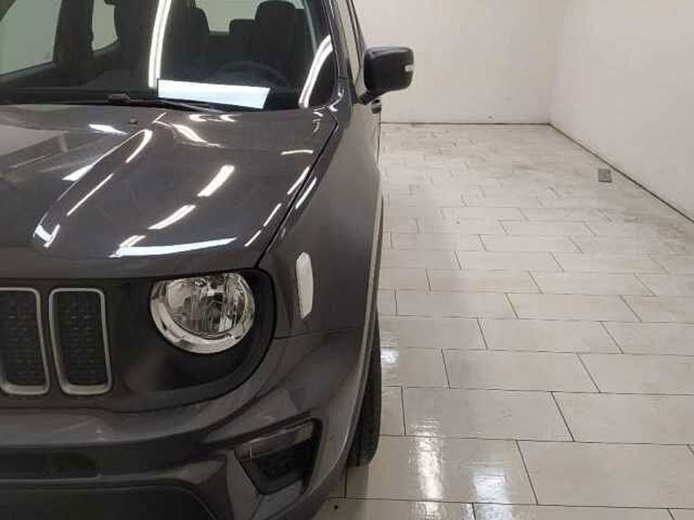 Jeep Renegade nuova a Cuneo (8)