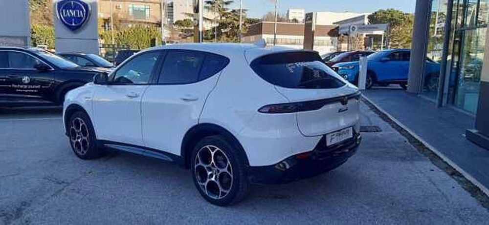 Alfa Romeo Tonale usata a Ancona (8)