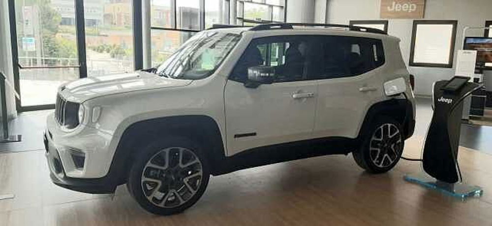 Jeep Renegade 1.3 T4 240CV PHEV 4xe AT6 S  nuova a Ancona (3)