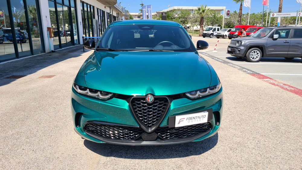 Alfa Romeo Tonale Tonale 1.5 130 CV MHEV TCT7 Edizione Speciale del 2022 usata a Mozzagrogna (2)