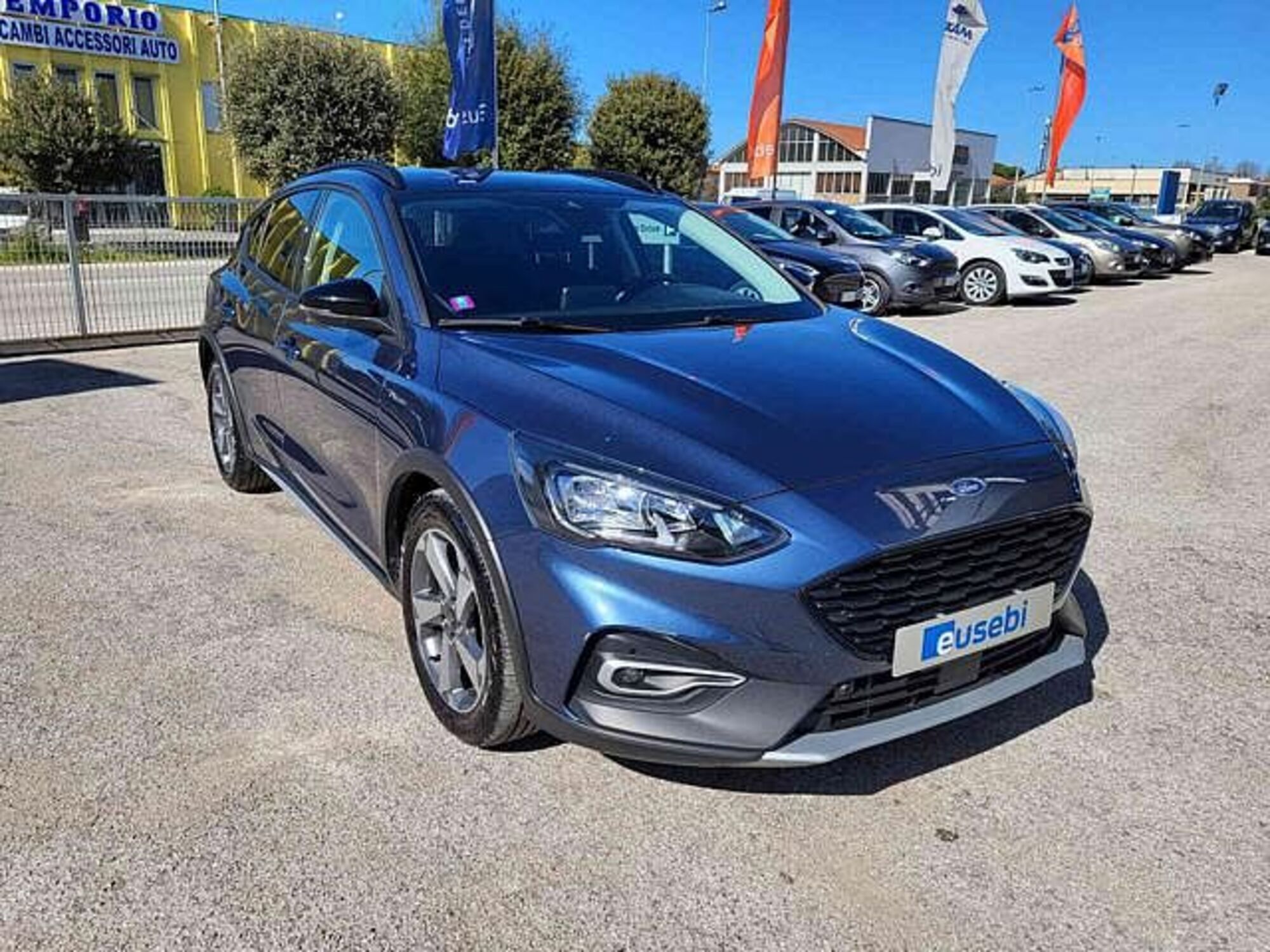 Ford Focus 1.0 EcoBoost Hybrid 125 CV 5p. Active Style del 2021 usata a Fano