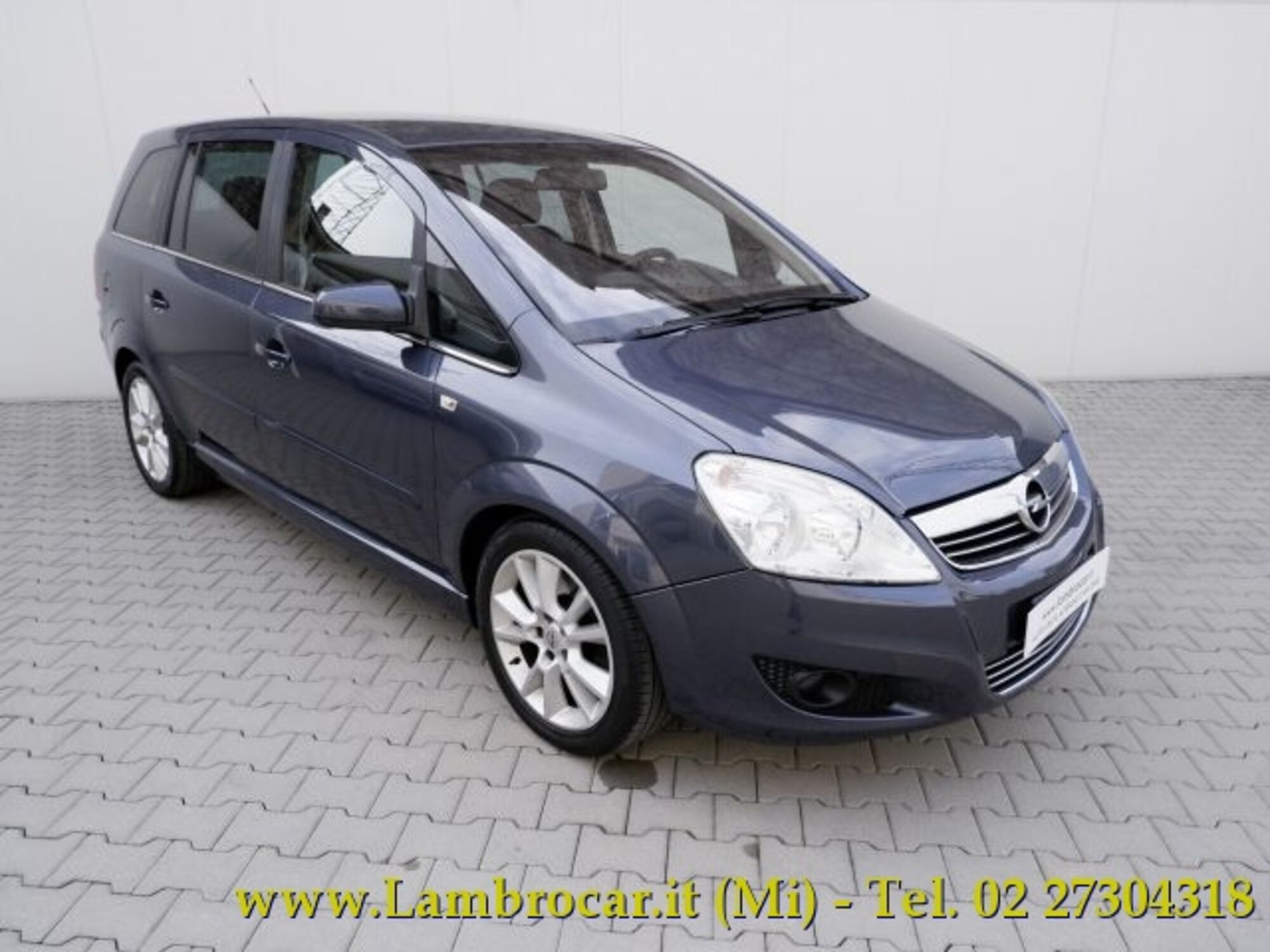 Opel Zafira 1.7 CDTI 110CV Cosmo  del 2009 usata a Cologno Monzese