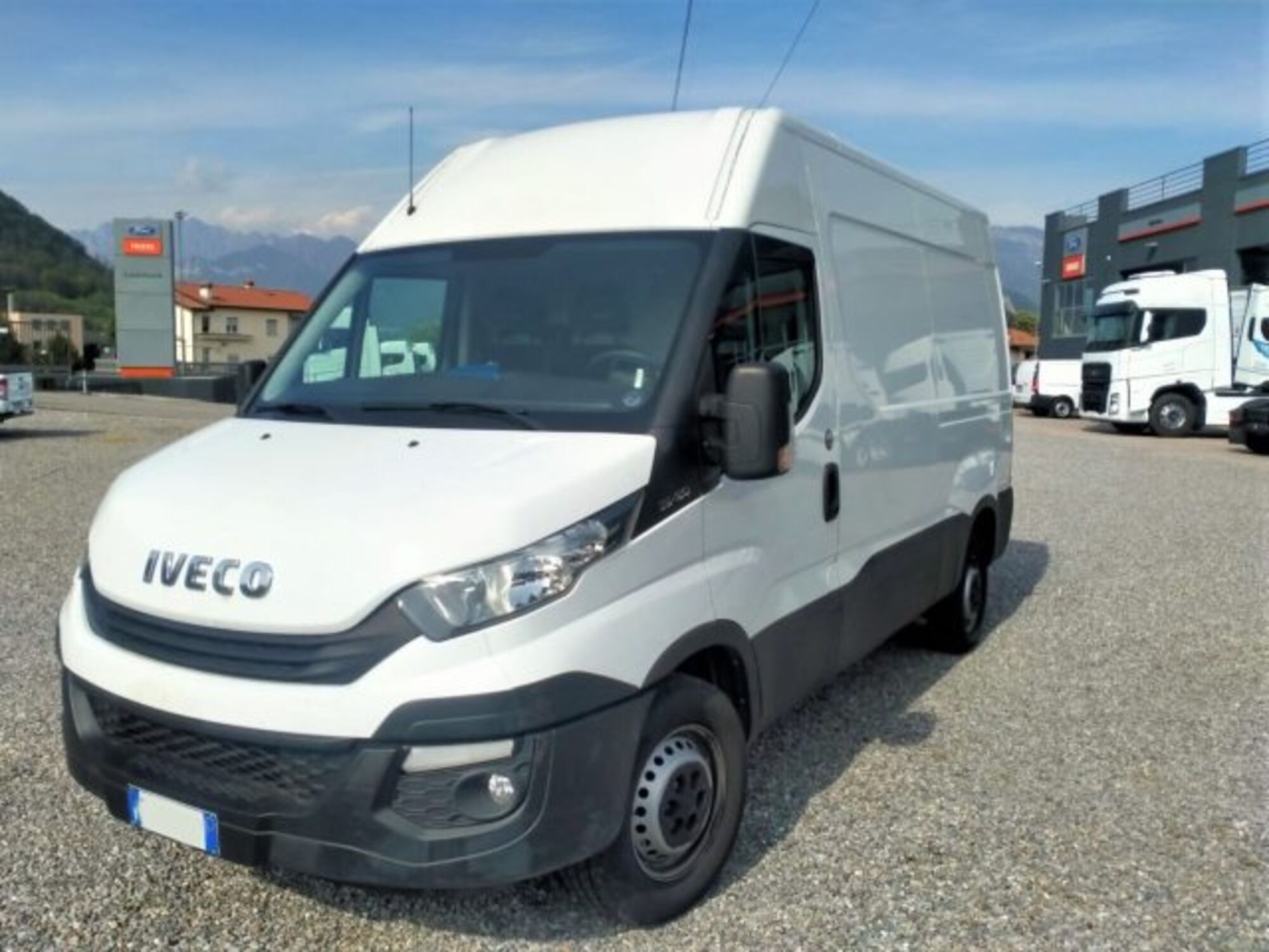 Iveco Daily Furgone 35S12V 2.3 Hpi PM-TA Furgone del 2018 usata a Filago