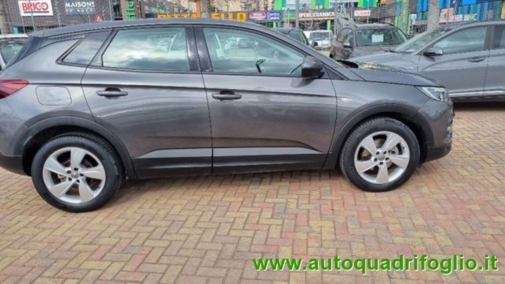 Opel Grandland X usata a Savona (17)