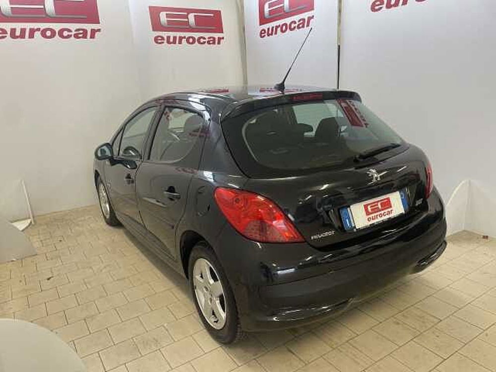 Peugeot 207 usata a Napoli (6)