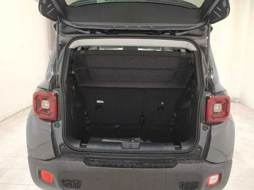 Jeep Renegade nuova a Cuneo (7)