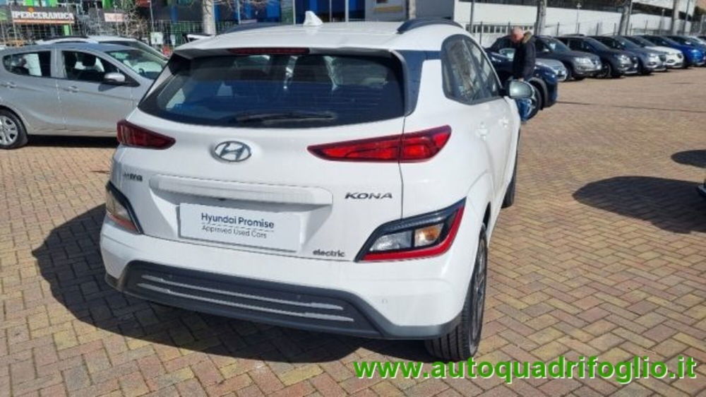 Hyundai Kona nuova a Savona (13)