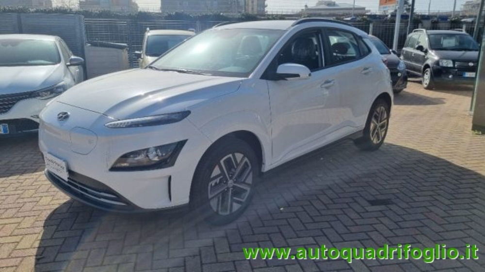 Hyundai Kona nuova a Savona (15)