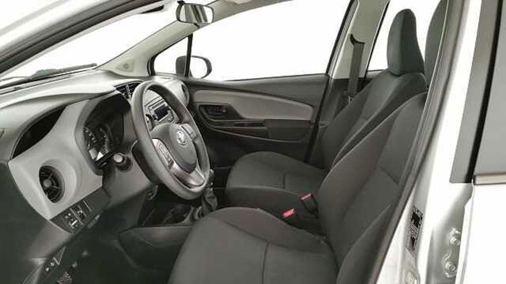 Toyota Yaris usata a Chieti (7)