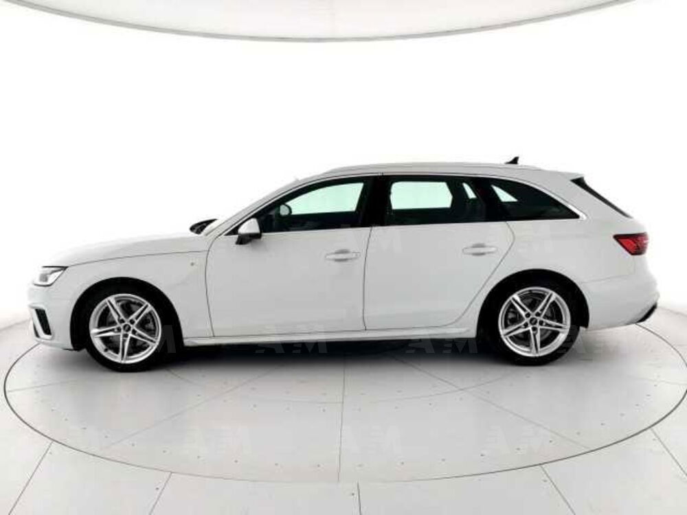 Audi A4 Avant 35 TDI/163 CV S tronic S line edition  del 2021 usata a Padova (3)