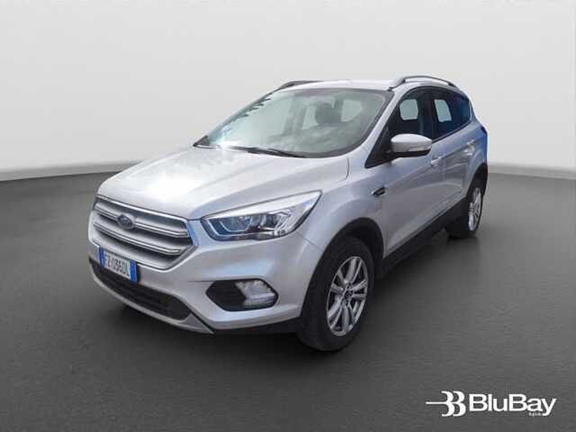 Ford Kuga 2.0 TDCI 120 CV S&amp;S 2WD Business N1 del 2019 usata a Livorno